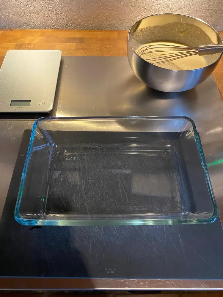 Dutch-Baby High Protein: Ofenfeste Schüssel/Pfanne in den Ofen stellen